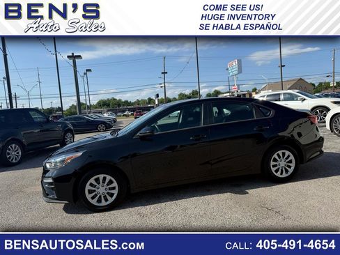 Used 2021 Kia Forte Sedan image 1