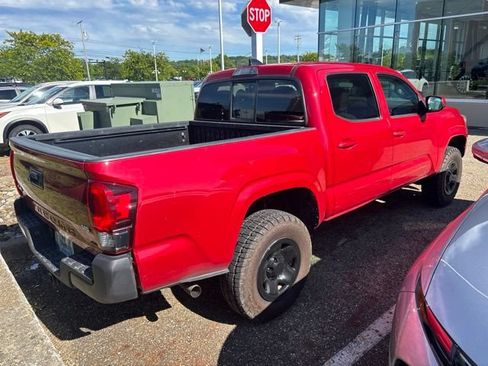 Used 2021 Toyota Tacoma SR AWD/4WD image 3