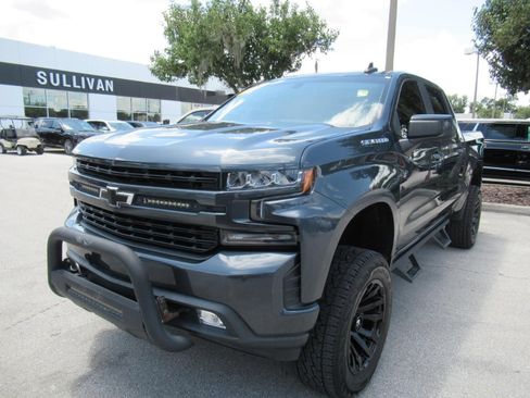 Used 2020 Chevrolet Silverado 1500 RST AWD/4WD image 3