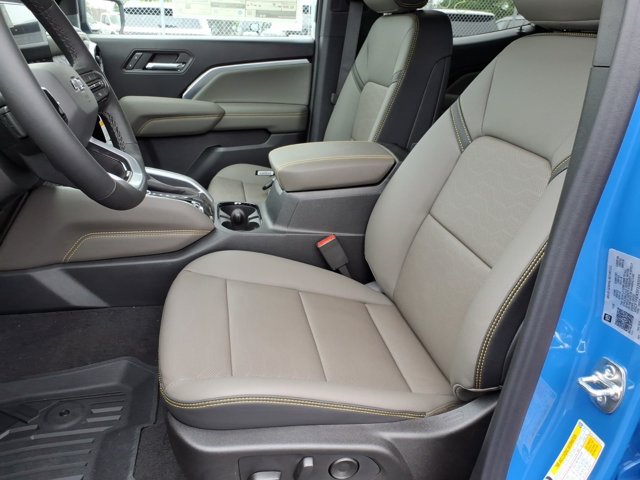 New 2026 Chevrolet Colorado ZR2 w/ Technology Package AWD/4WD image 6