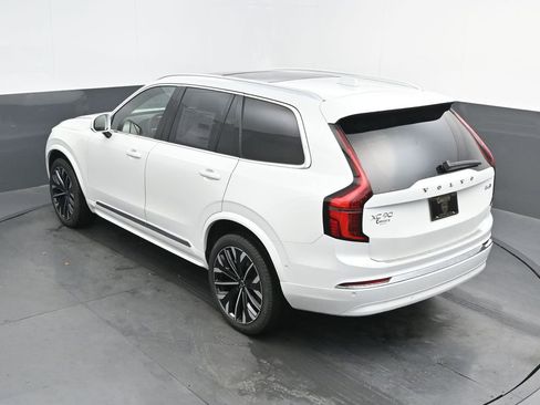 New 2026 Volvo XC90 B6 Plus w/ Protection Package Premier AWD/4WD image 25