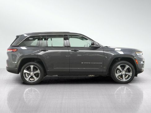 Used 2024 Jeep Grand Cherokee Limited 4xe w/ Luxury Tech Group II AWD/4WD image 6