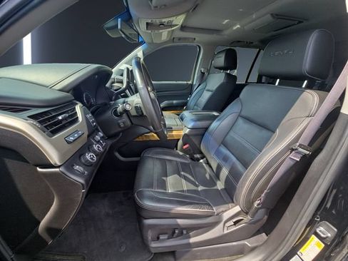 Used 2017 GMC Yukon Denali w/ Open Road Package AWD/4WD image 9