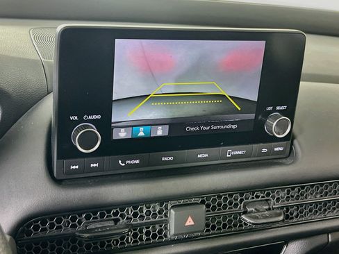 Used 2023 Honda HR-V LX image 13