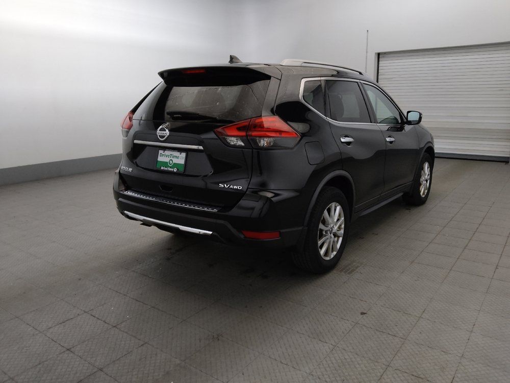 Used 2017 Nissan Rogue SV AWD/4WD image 9