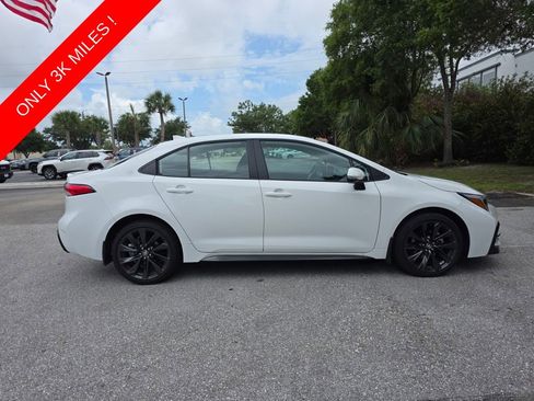 Used 2026 Toyota Corolla SE FWD image 12