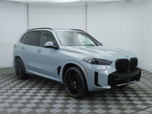 New 2026 BMW X5 xDrive40i w/ M Sport Package image 3