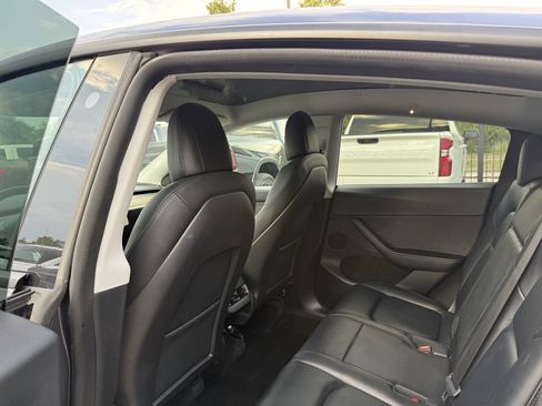 Used 2023 Tesla Model Y AWD image 13