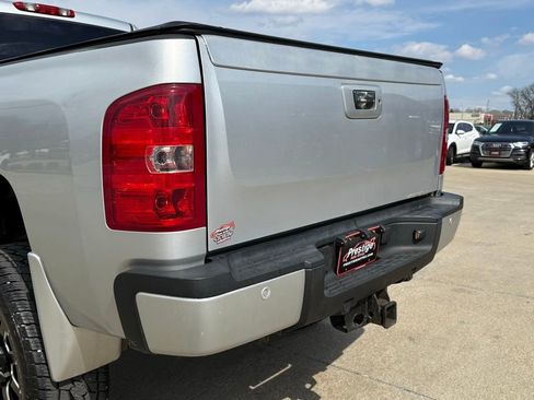 Used 2013 Chevrolet Silverado 2500 LT w/ Interior Plus Package image 10