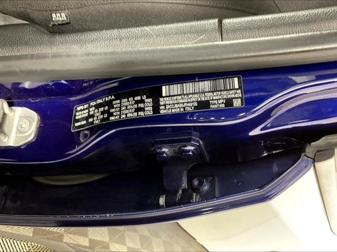 Used 2018 Jeep Renegade Sport w/ Power & Air Group image 19