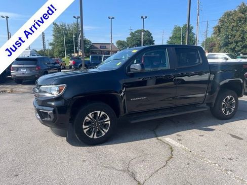 Used 2022 Chevrolet Colorado Z71 AWD/4WD image 11