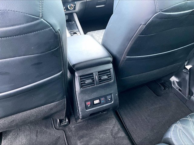 Used 2023 Mitsubishi Outlander SEL FWD image 26