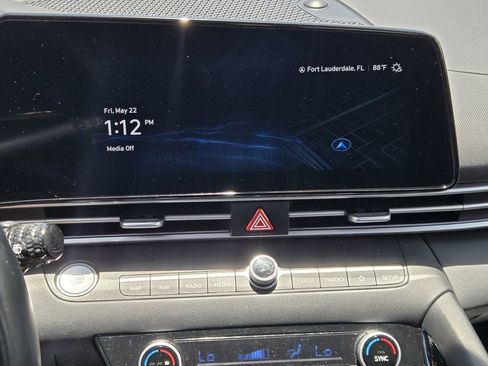 Certified 2024 Hyundai Elantra SEL w/ Convenience Package FWD image 19