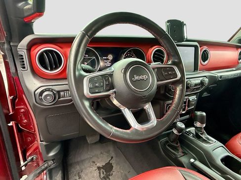 Used 2021 Jeep Wrangler Unlimited Rubicon w/ Dual Top Group AWD/4WD image 12
