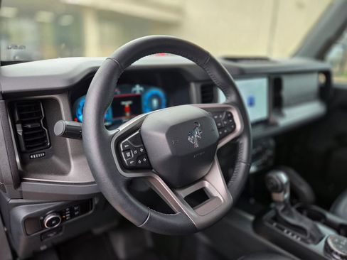 New 2025 Ford Bronco Big Bend w/ Black Diamond Package AWD/4WD image 16
