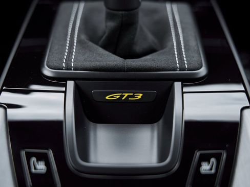 Used 2025 Porsche 911 GT3 w/ Chrono Package image 58