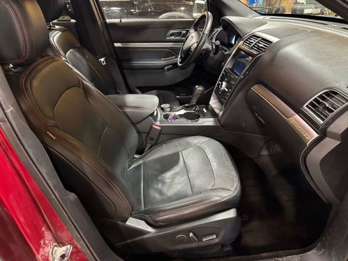 Used 2018 Ford Explorer Sport w/ Equipment Group 401A image 30