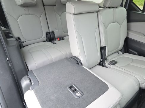 Used 2023 Honda Pilot EX-L image 29