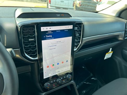 New 2025 Ford Ranger XLT w/ Equipment Group 301A High image 32