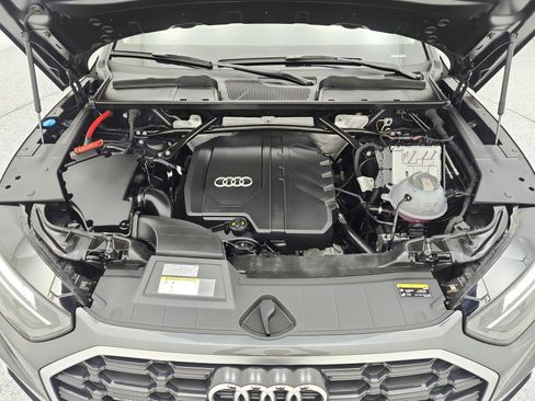 Used 2024 Audi Q5 2.0T Premium w/ Convenience Package AWD/4WD image 17