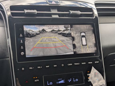 Used 2023 Hyundai Tucson Limited AWD/4WD image 26