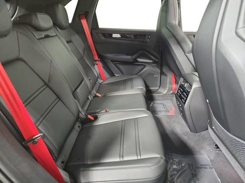 New 2026 Porsche Cayenne GTS AWD/4WD image 26