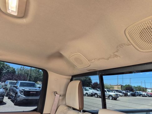 Used 2020 RAM 1500 Laramie AWD/4WD image 30