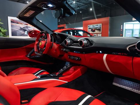Certified 2021 Ferrari 812 GTS RWD image 29