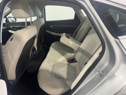 Used 2025 Hyundai Sonata SEL FWD image 16