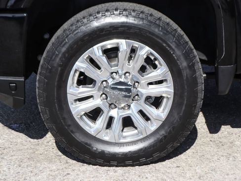 Used 2022 GMC Sierra 3500 Denali AWD/4WD image 45