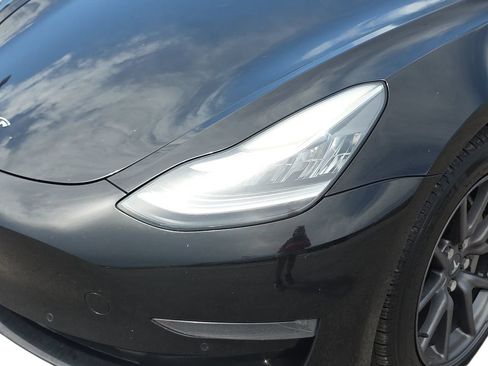 Used 2019 Tesla Model 3 AWD/4WD image 32