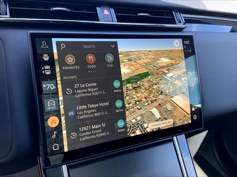 Used 2025 Land Rover Range Rover Velar Dynamic SE image 30