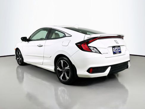 Used 2016 Honda Civic Touring image 5