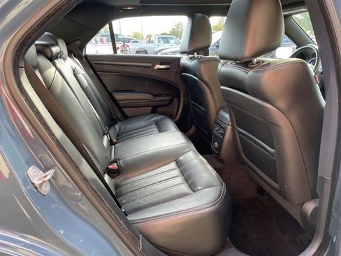Used 2014 Chrysler 300 S image 16