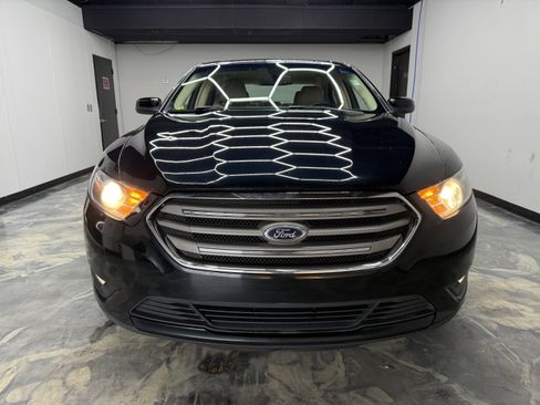 Used 2015 Ford Taurus SEL w/ Equipment Group 201A image 7