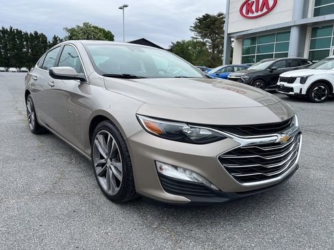 Used 2023 Chevrolet Malibu LT w/ Driver Confidence Package FWD image 9