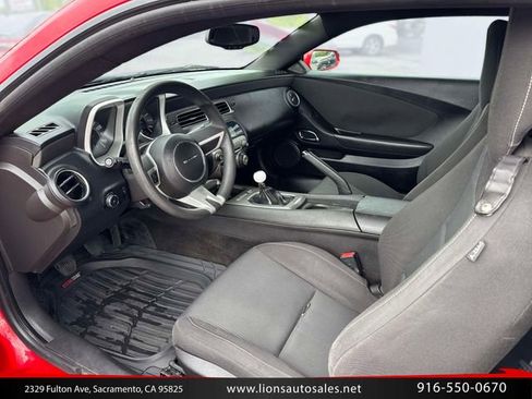 Used 2010 Chevrolet Camaro LT RWD image 13