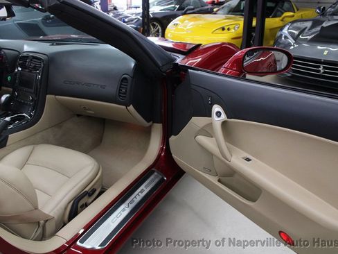 Used 2011 Chevrolet Corvette Convertible w/ Preferred Equipment Group RWD image 30