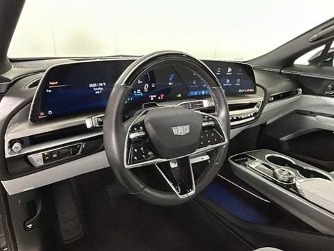 Used 2024 Cadillac Lyriq Sport RWD image 13