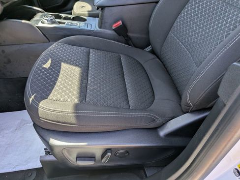Used 2024 Ford Escape Active image 21