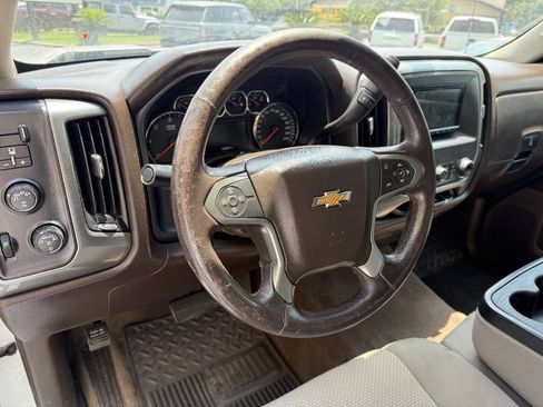 Used 2018 Chevrolet Silverado 1500 LT w/ All Star Edition AWD/4WD image 8