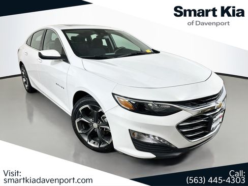 Used 2023 Chevrolet Malibu LT FWD image 1