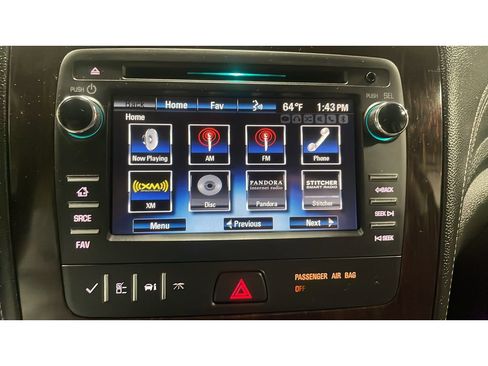 Used 2016 Chevrolet Traverse LT w/ Style and Technology Package AWD/4WD image 13