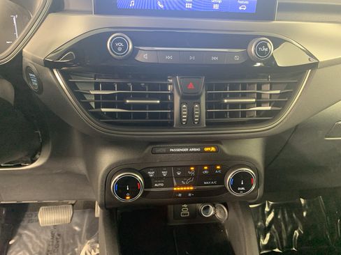 Used 2025 Ford Escape Active FWD image 26