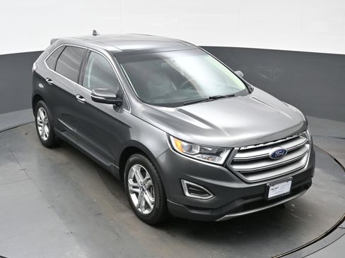 Used 2015 Ford Edge Titanium w/ Equipment Group 301A image 39