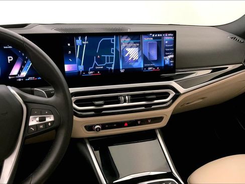 Certified 2023 BMW 330i xDrive Sedan w/ Premium Package AWD/4WD image 5