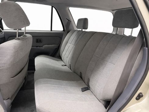 Used 2000 Toyota 4Runner SR5 image 14