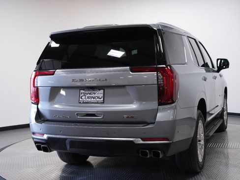 Used 2025 GMC Yukon Denali AWD/4WD image 8
