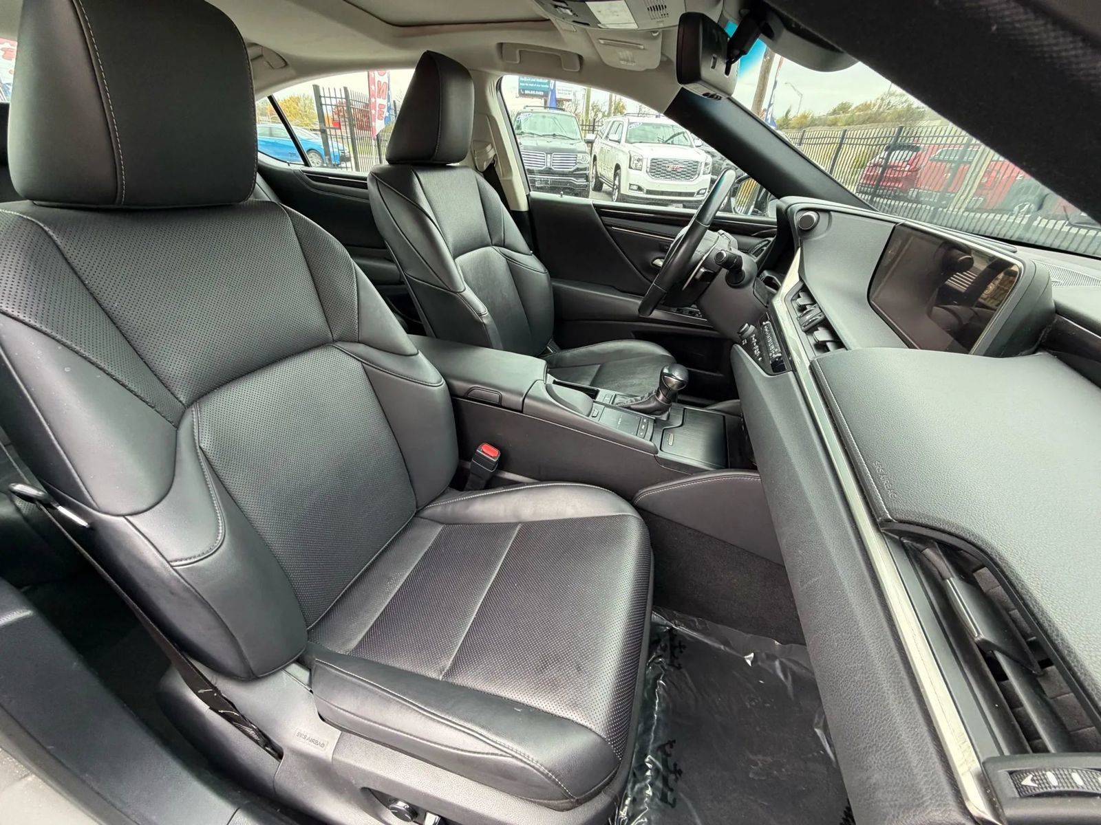 Used 2020 Lexus ES 350 w/ Premium Package FWD image 32