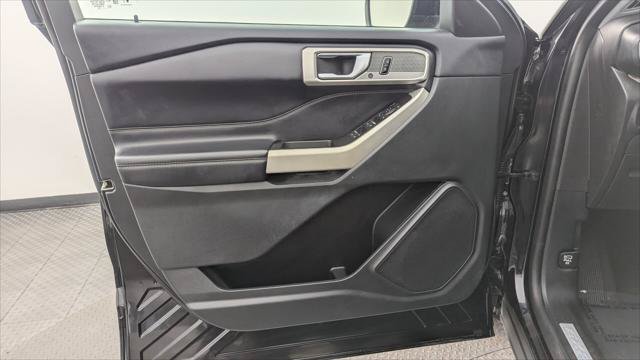 Used 2022 Ford Explorer Limited AWD/4WD image 13